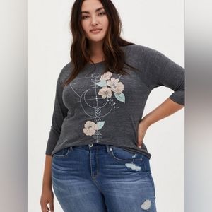 Torrid Celestial Floral Charcoal Grey Classic Fit Tee Size 1X
